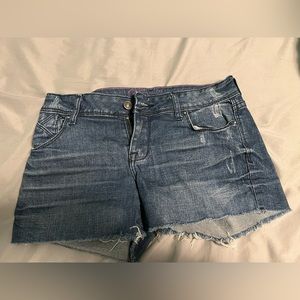 dELiA’s jean shorts